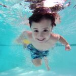 kid-recreation-pool-underwater-swim-swimming-pool-621562-pxhere.com